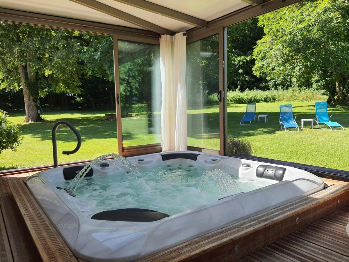 Les Mazeraies maison d'hôtes avec spa Savonnières Exterior foto